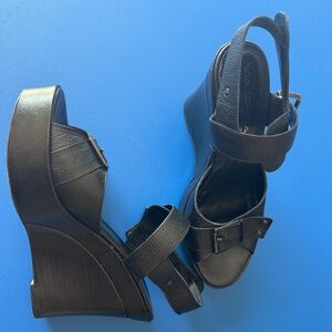 Womens shoes